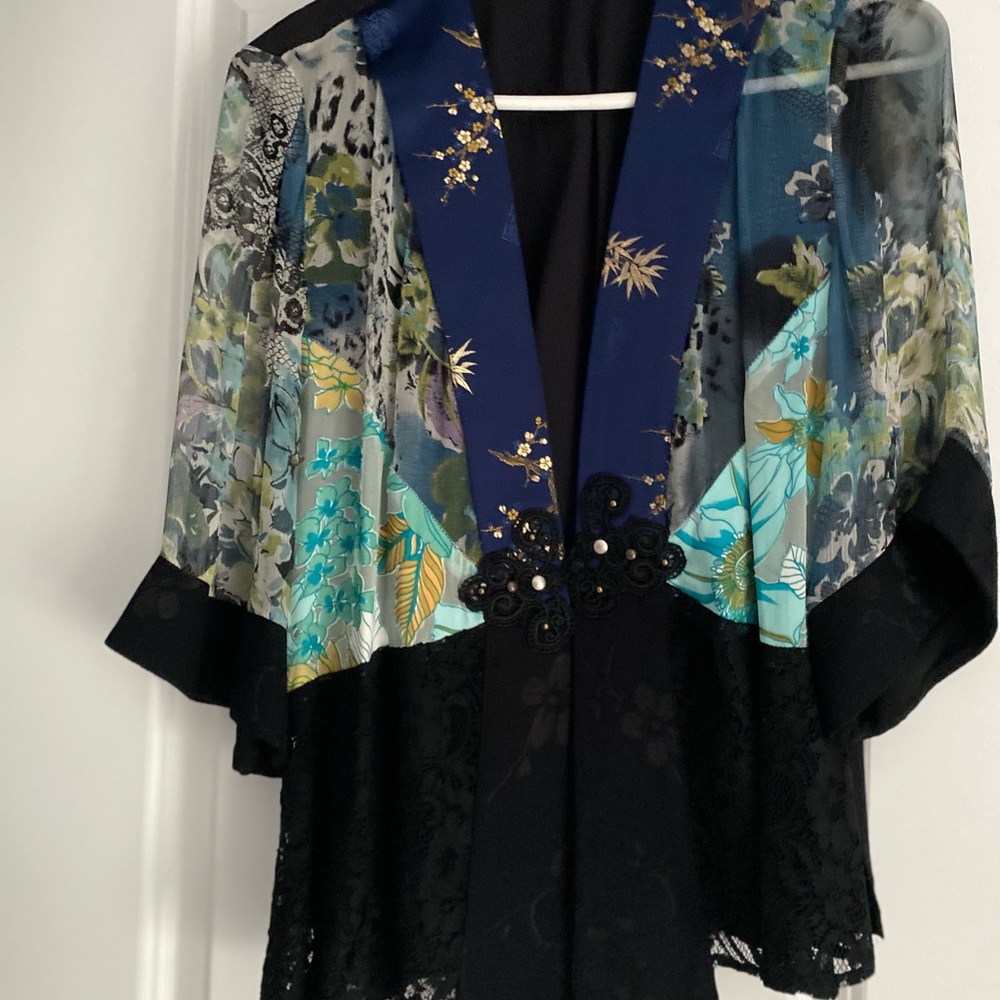 COPY - Spencer Alexis kimono style top